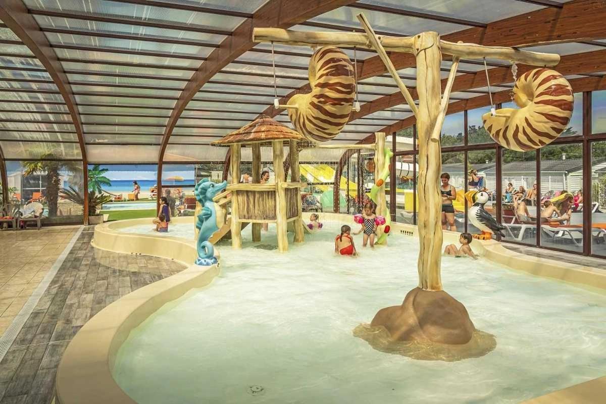 Camping 4 Etoiles - Parc Aquatique - Eei0Fi Сен-Жорж-д'Олерон Екстериор снимка